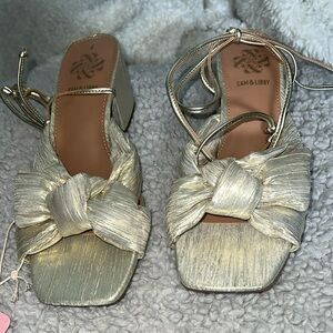 Sam & Libby Women’s gold shimmer  Klara Wrap Sandals, size 8 , New!